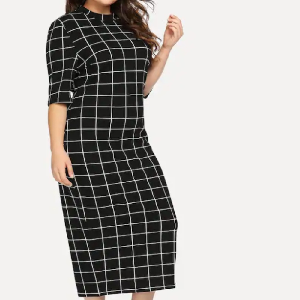 Plus size Mock Neck Gingham print Dress💕🦄 - Picture 2 of 8